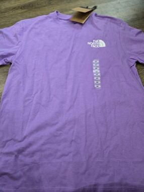 The North Face  Short-Sleeve Logo T-Shirt in Lavender